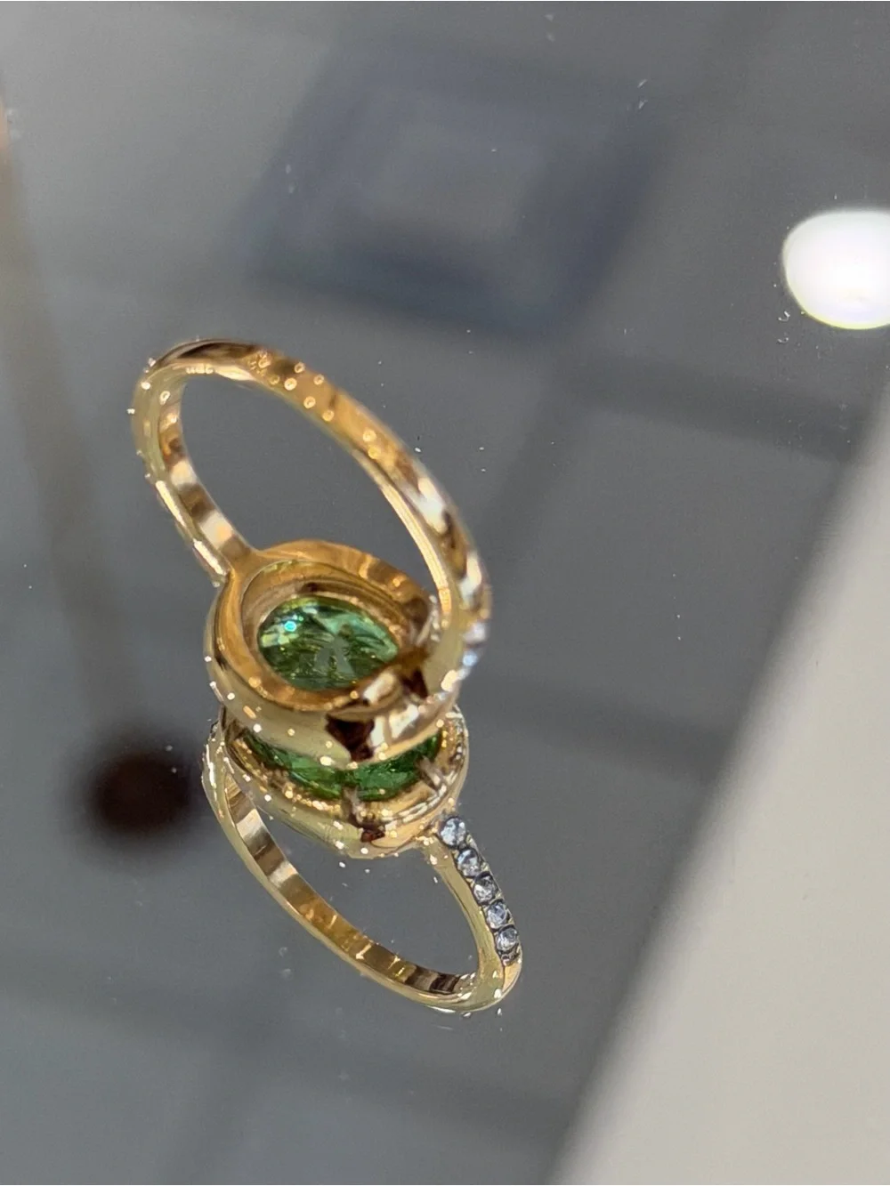 New Vintage-Inspired Oval Green Gemstone Eternity Ring Size 7